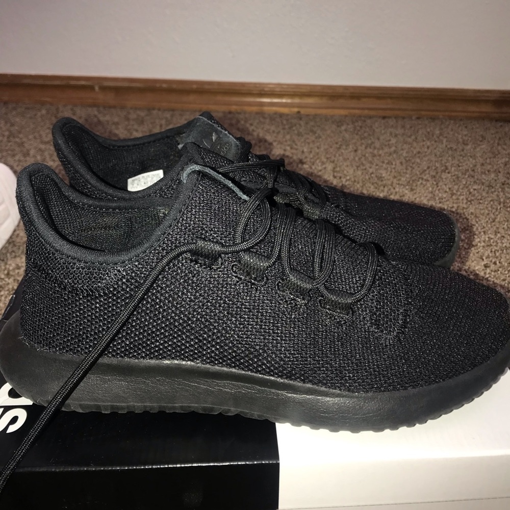 USED ADIDAS TUBULAR SHADOW Kids 7 women’s 8.5